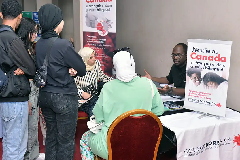 Forum orientation et études - Stand Canada